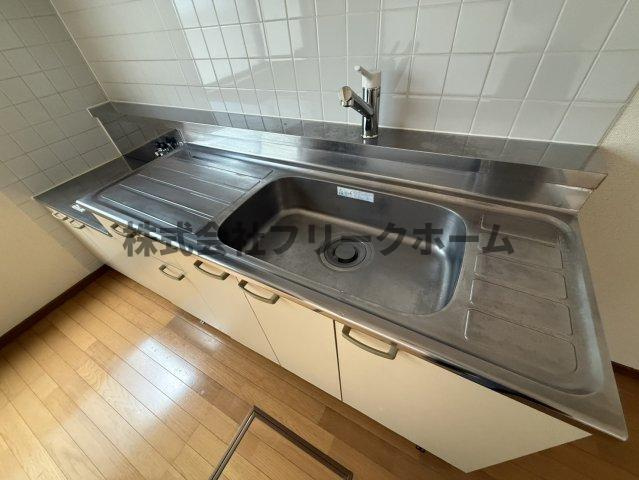 武蔵野市西久保１丁目の賃貸マンションのキッチン