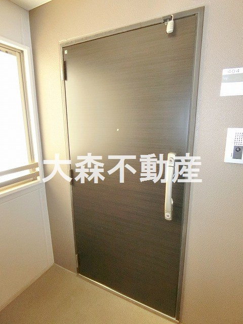 レジディア大森Ⅱの玄関