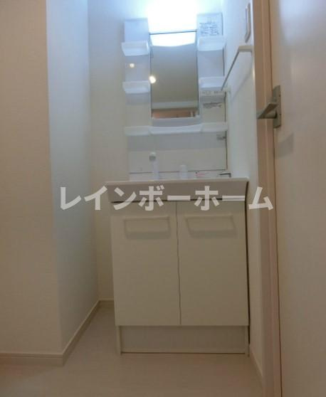 リブリ・明原の洗面所|脱衣スペースもあります