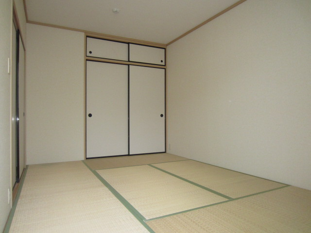 【寝室】