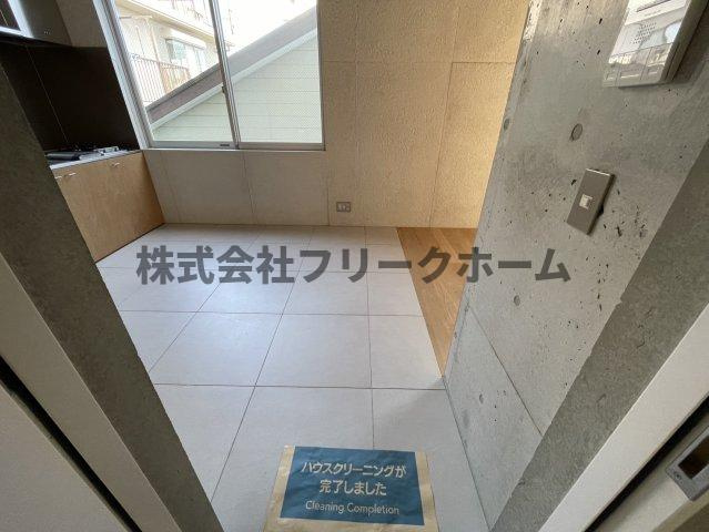 DECKSの玄関|別部屋参考写真です。