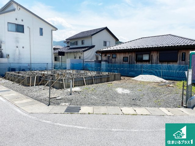 彦根市鳥居本町　第2期　新築一戸建ての外観|現在の進捗状況です！順調に作業進行中、完成が待ち遠しいです！詳細の間取り等、お気軽にお問い合わせください！