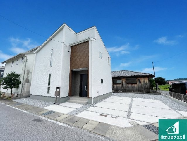彦根市鳥居本町　第2期　新築一戸建ての外観|安心の10年保証！外観を美しく保ち、雨水で汚れを落とします！気になることがありましたら、お気軽にお問い合わせください！
