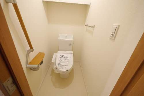 熊本市東区神園２丁目の賃貸マンションのトイレ