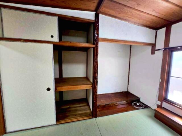 長田区堀切町の収納|押入れが付いた６畳の和室