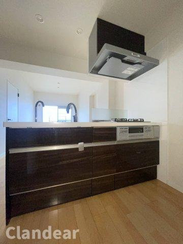 グリーンパーク水元Ⅳリバーサイドのキッチン|ドキドキの新生活も、安心してスタート。ぴったりの住まいを見つけませんか？クランディアが一緒に住まい選びをサポートします‼　まずは、お気軽にお問合せください　＃クランディア
