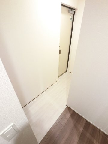 D-セアリス黒砂の玄関