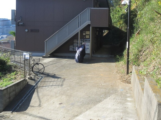 メルファ保土ヶ谷のエントランス