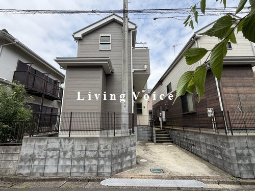 【仲介手数料０円】伊勢原市高森台1丁目　中古一戸建ての外観|伊勢原市高森台1丁目　中古一戸建て