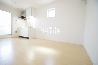 【寝室】 | シュガーハウスⅠ | 落ち着いた色調のお部屋