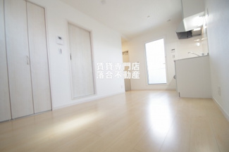 【居間・リビング】 | シュガーハウスⅠ | 綺麗で使いやすいお部屋♪