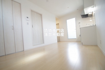 【居間・リビング】 | シュガーハウスⅠ | 綺麗で使いやすいお部屋♪