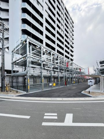 S-RESIDENCE伊都Attirantの駐車場