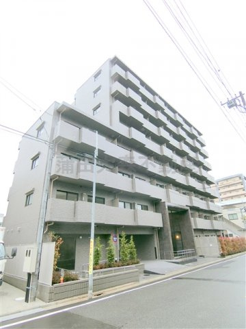 ルーブル大鳥居六番館の外観|外観　2020年4月築　RC鉄筋コンクリート造地上8階建て1K～2DK総戸数75戸の分譲賃貸マンション　京急空港線大鳥居駅　東京都大田区東糀谷1丁目オートロック宅配BOXゴミ捨て場