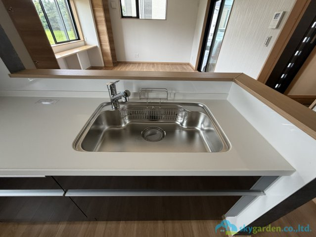 小田原市中新田　未入居戸建　全2棟2号棟のキッチン