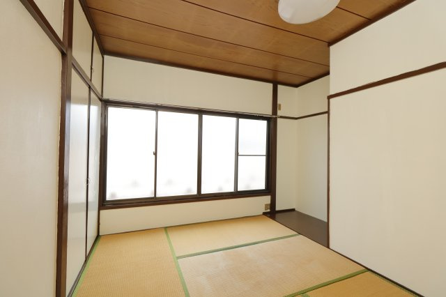 西水元5丁目メゾンの和室