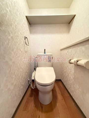 プロニティ小森野Ⅱのトイレ|落ち着いた色調のトイレです