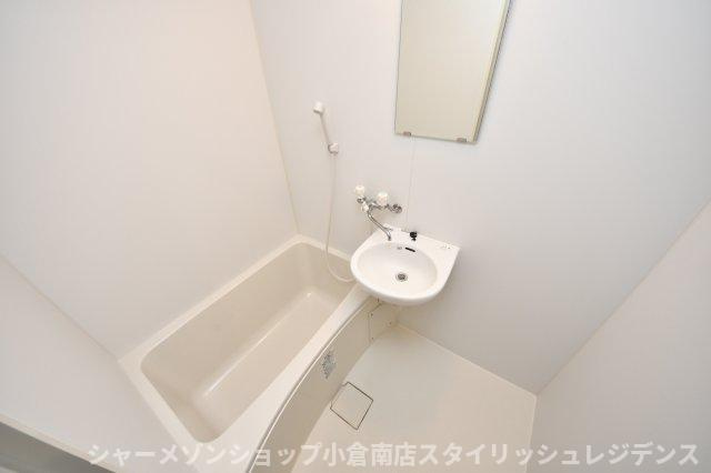Dear津田　B棟の浴室
