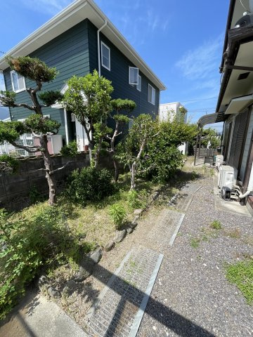土居町津根　中古住宅の庭