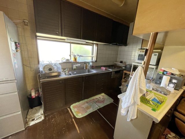 土居町津根　中古住宅のキッチン