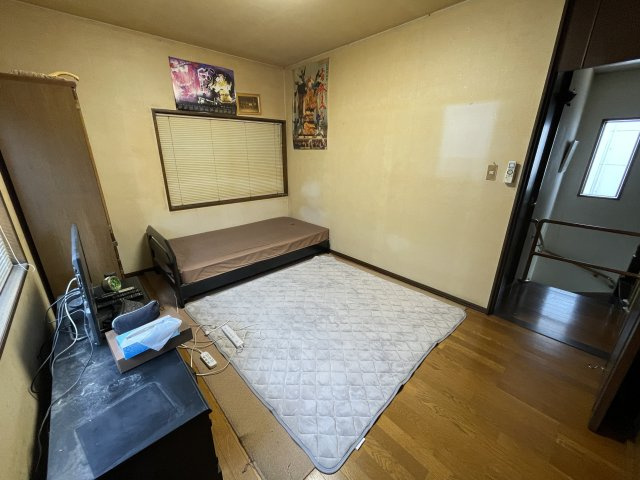 土居町津根　中古住宅の洋室