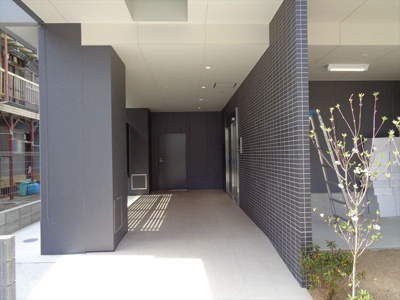 【エントランス】 | RIHITO堺