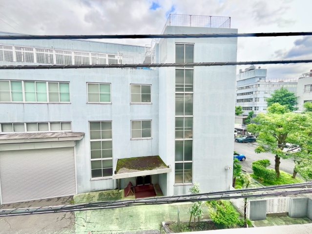 ミニカムマンションの居間・リビング|現地ご見学希望・資料請求などお気軽にお問い合わせ下さい！
03-5990-5201