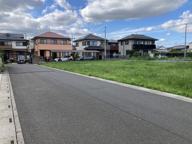 伊奈町中央４丁目２期　土地分譲5区画の前面道路含む現地写真