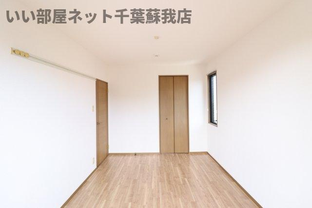 アーバンコートの洋室|明るい洋室です