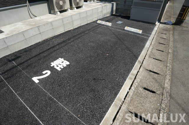 ADC光の森パピーズⅡの駐車場