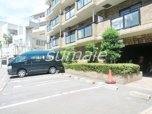 メルベーユ秀華の駐車場|駐車場ございます！