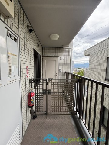 クリオ平塚弐番館の玄関