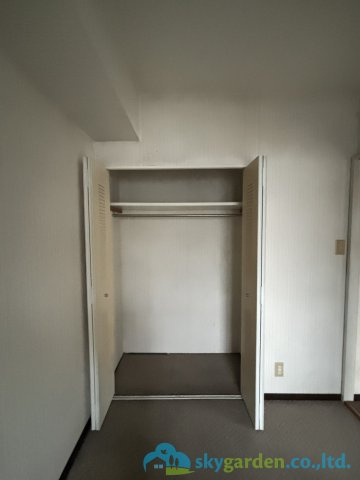 クリオ平塚弐番館の収納