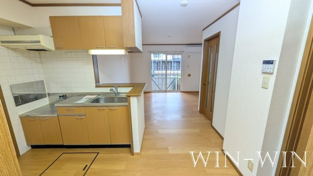 ドルフ・サンフラワーのキッチン