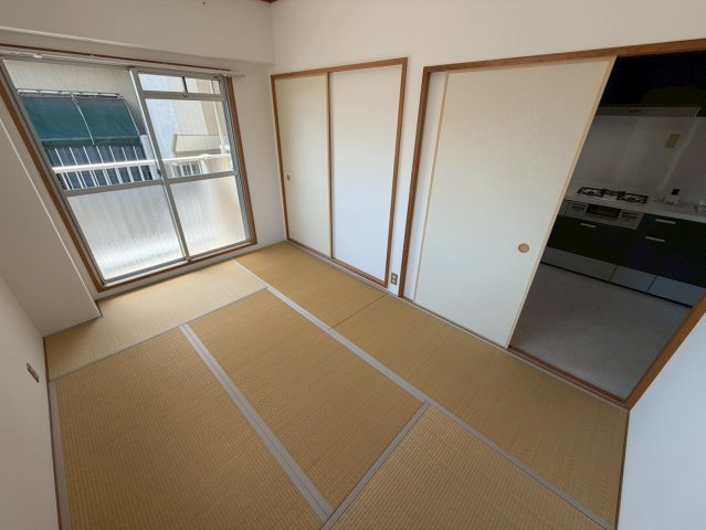 甲南メゾン青木の和室
