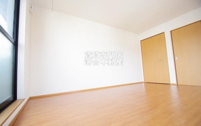 【寝室】 | レヴァンテ | 落ち着いた色調の洋室