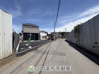 【前面道路含む現地写真】 | CRADLE GARDEN古河市諸川第9　 | 交通量の少ない前面道路です☆