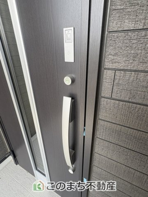【防犯設備】 | CRADLE GARDEN古河市諸川第9　 | ディンプル＆カードキーでセキュリティ性の高い玄関☆