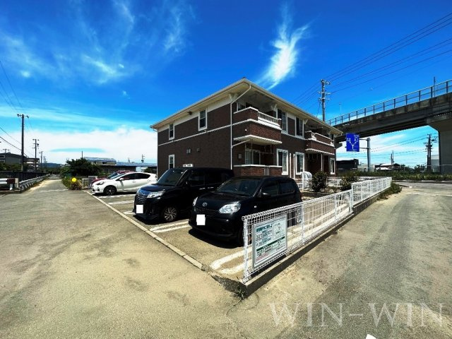 宇塚ハイツの駐車場