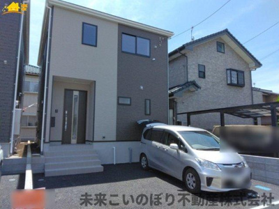 【駐車場】 | Cradle garden加須市南町第3　3号棟 | 駐車スペースはゆとりのある2台分確保されています。
車の運転が不安な方もゆっくり入出庫できるので安心です。