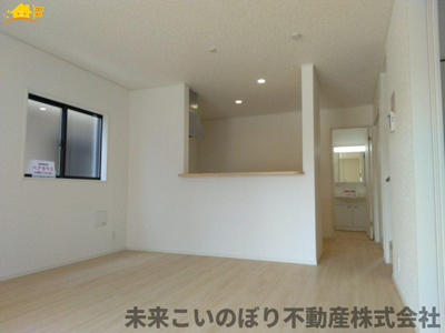 【居間・リビング】 | Cradle garden加須市南町第3　3号棟 | ゆったりとしたリビングです