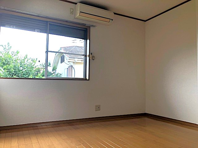 パーシモンヒルズの寝室