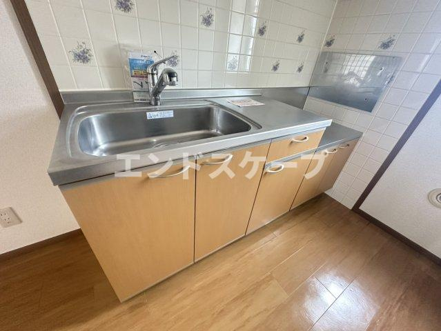 シャルマンヒルズのキッチン|高崎、前橋のお部屋探しはエンドスケープまで！お客様の理想お聞かせ下さい♪