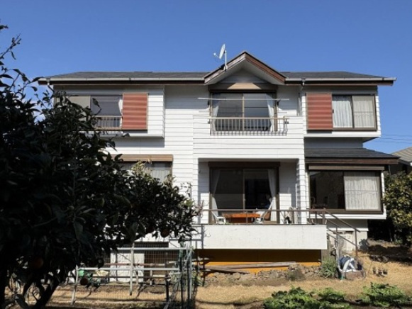 城ヶ崎海岸　家庭菜園ができるお庭と温泉付きの4SLDK＋2Sの外観