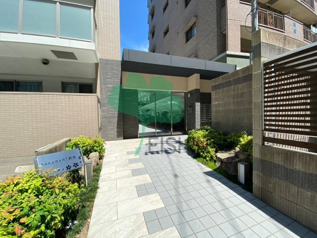 サクラート駅南のエントランス