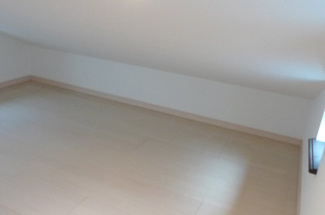 ３階さがり天井のお部屋です。