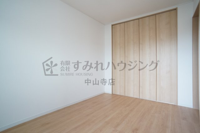 レミエ宝塚の洋室