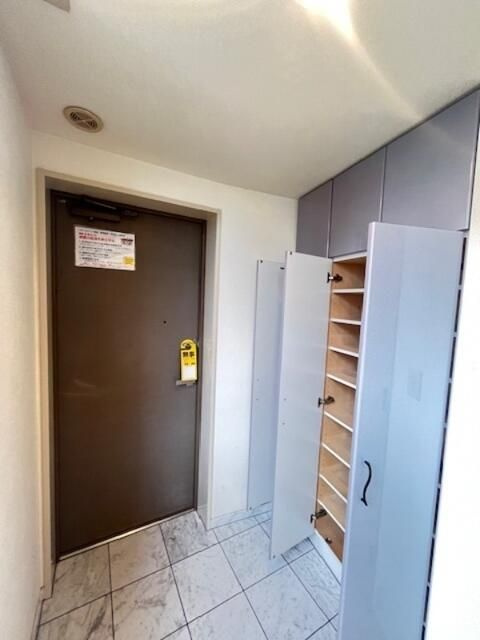 パティオス１１番街の玄関