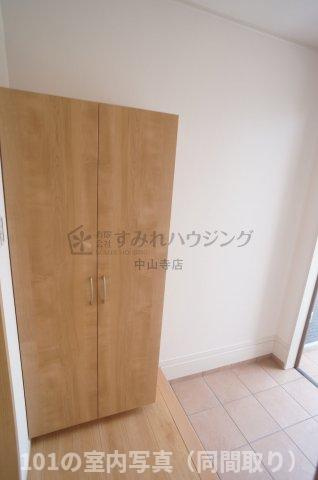 レミエ宝塚の玄関