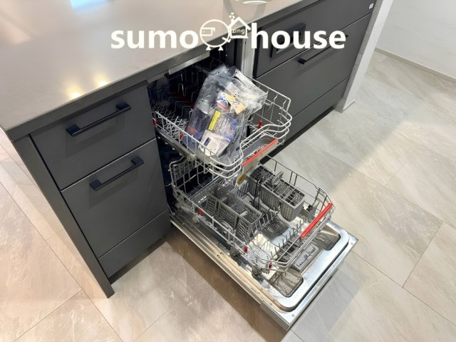 創作住宅　青木町のキッチン|きれいなキッチンです